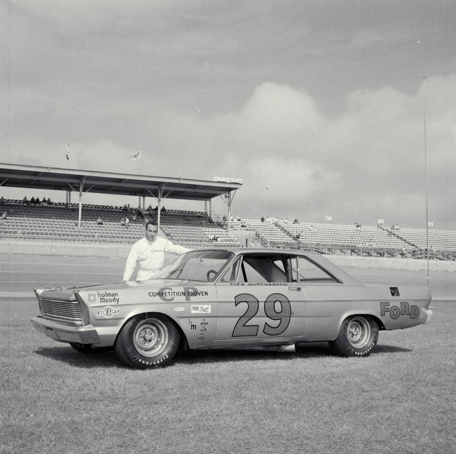  Ford Galaxie 1965 года  (фото 28 из 30)